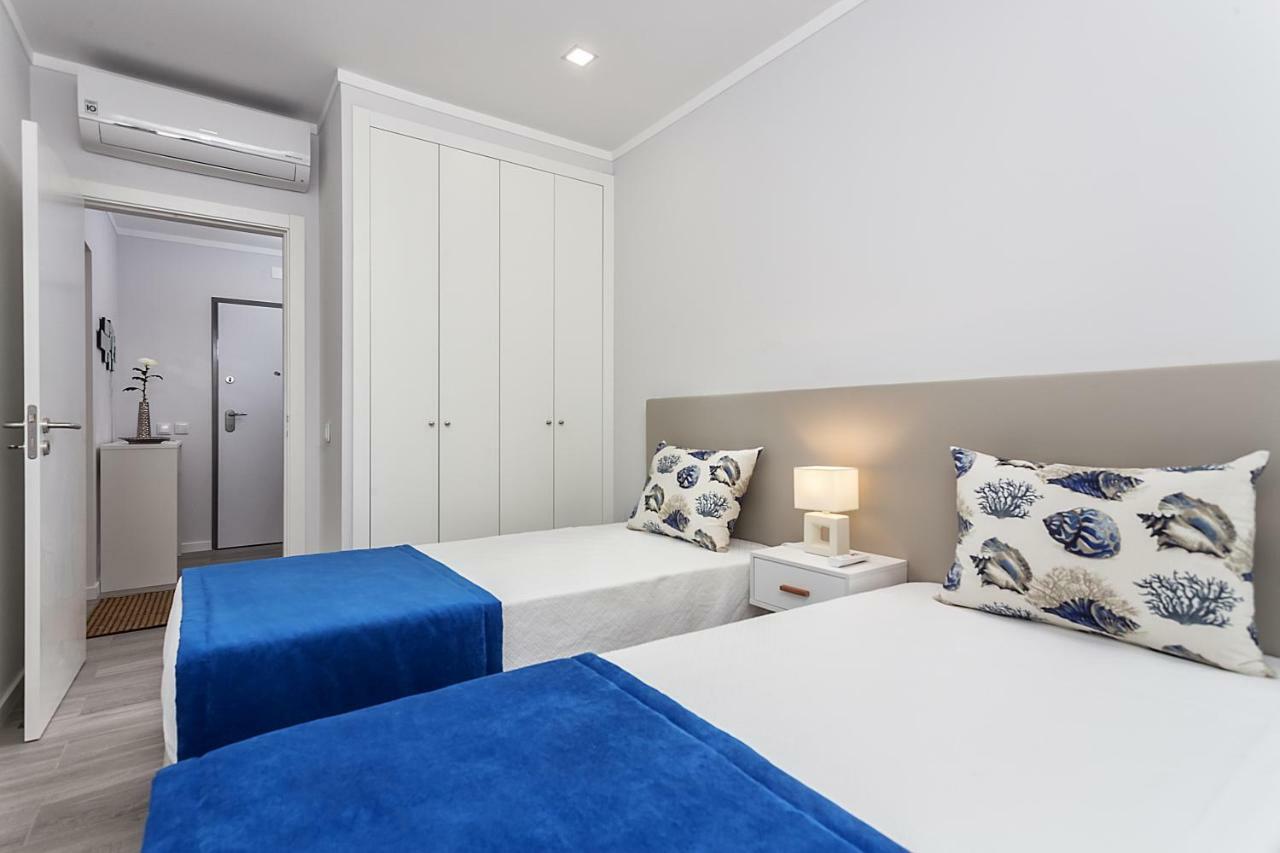 Luxury Beach Apartment At Armação de Pêra Kültér fotó